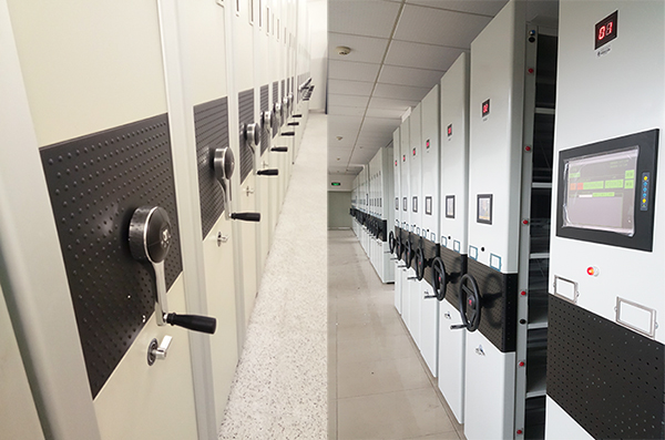 手動(dòng)密集架是否可以改造成智能密集架,廠家有話說 手動(dòng)密集架,智能密集架